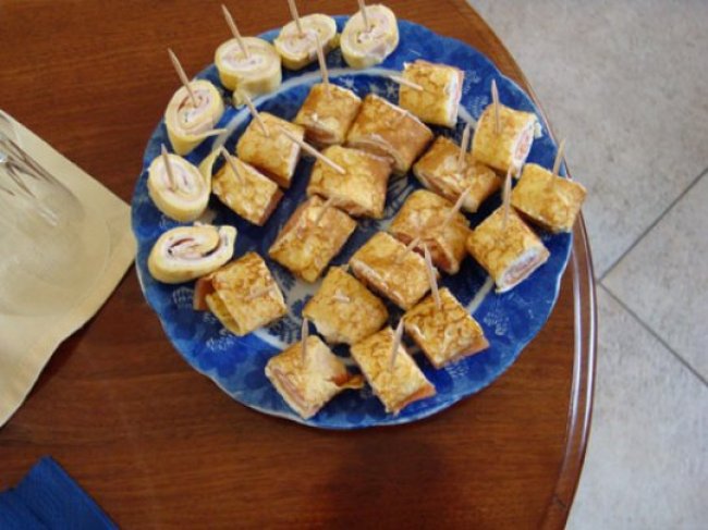 Aperitiefhapje: pannenkoekrolletjes met kruidenkaas en gerookte zalm
Recepten - Voorgerechten & hapjes
Klik om meer te lezen
