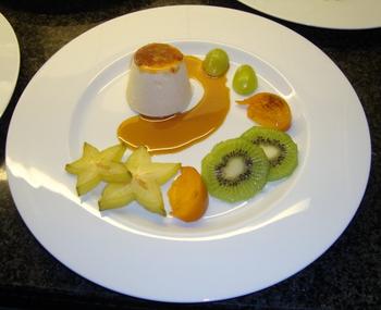 Parfait van mascarpone met karamelsaus en vers fruit 5