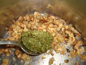 Ovenschotel: gevulde champignons met pesto 2