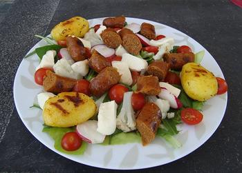 Zomerse salade met mozarella en merguez 8