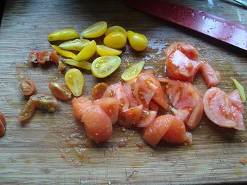 Gele courgettesoep met gember en tomaat 3