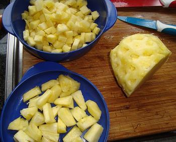 Koude Indische rijstschotel met kip en ananas 6