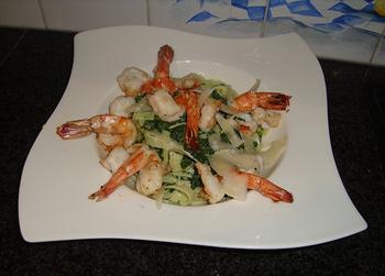 Pasta met spinazie en scampi 9