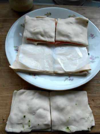 Hartig wafeltje met gerookte zalm in bladerdeeg 5