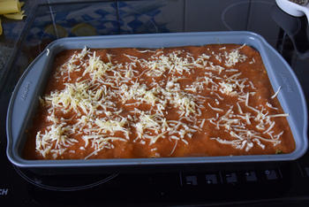 Cannelloni gevuld met gehakt en spinazie met tomatensaus 4