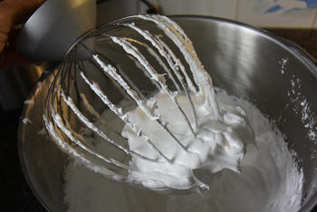 Meringue met suikersiroop 3