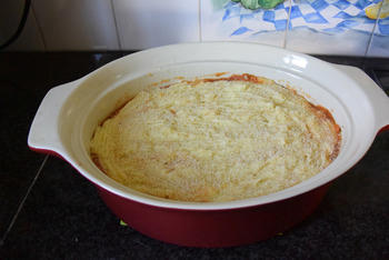 Ovenschotel met gehakt, tomatensaus en aardappelpuree 7