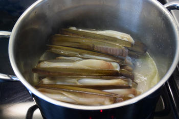 Scheermessen, ensis of zwaardscheden met groentjes in roomsaus 6