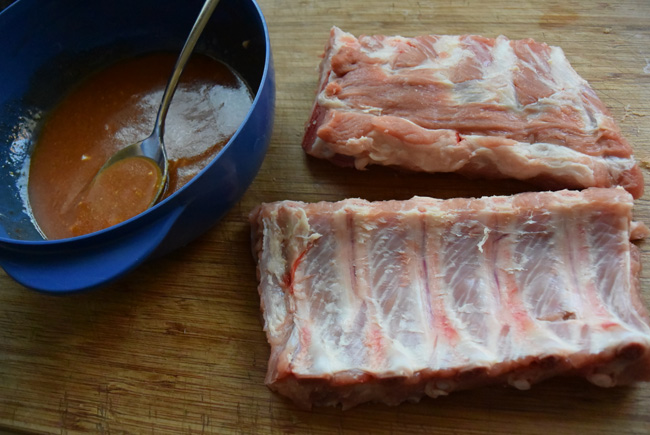 houder Ambassade Bloody Spareribs langzaam garen in de oven. (slow cooking) , recept ,  vleesgerechten • Gette