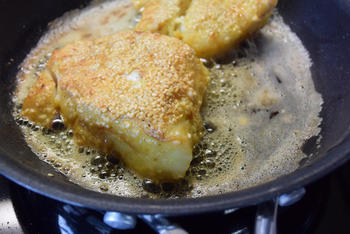 Kabeljauw in sesamkorst met tartaarsaus en broccoli 7