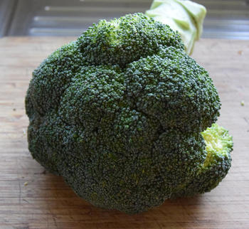 Quiche met broccoli, erwten, feta en garnalen 2