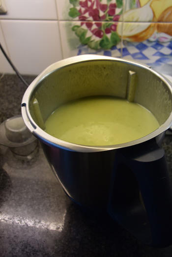 Caldo verde of Portugese koolsoep 3