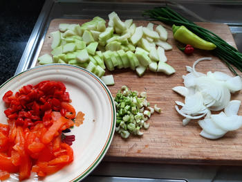 Vegetarische pikante, zoet zure pasta of Thaise curry 2