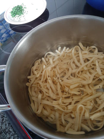 Vegetarische pikante, zoet zure pasta of Thaise curry 8