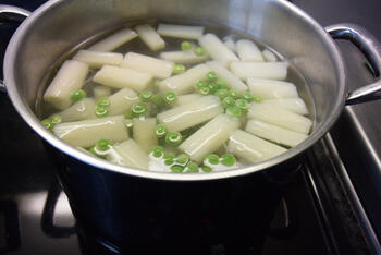 Pasta met asperges, erwten en hazelnootpesto 7