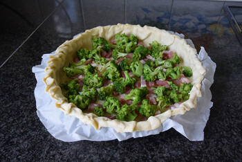 Quiche met broccoli en spekjes of ham 5