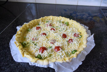 Quiche met broccoli en spekjes of ham 7