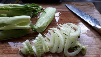 Kabeljauw met notenkorst en risotto met venkel en rode biet 3