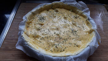 Quiche met bloemkool, pecorino en mortadella 5