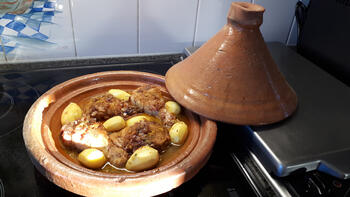 Tajine met kippenbouten, broccoli en citroen 3