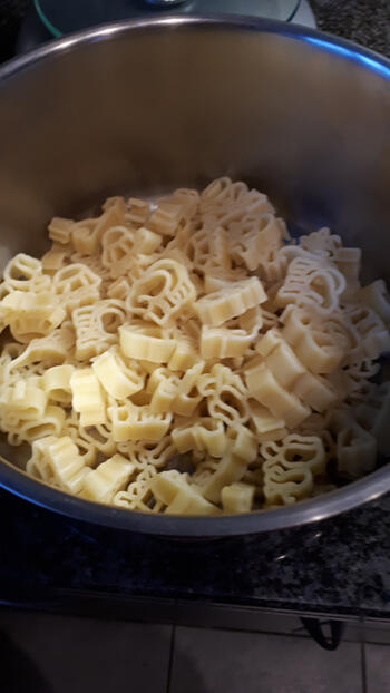 Vegetarische ovenschotel met spruiten, ricotta en pasta 3