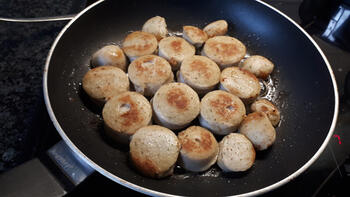 Witte pens met witte bonen in tomatensaus en polenta 6