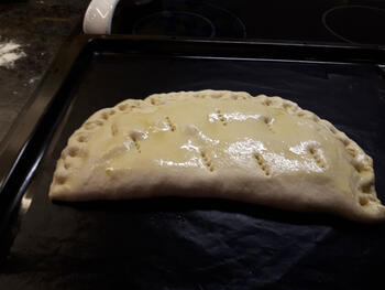 Calzone pizza wrap met witloof, tomaat en kaas 9