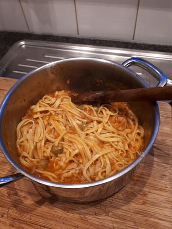 Tagliolini alla putanesca en tonijn 8