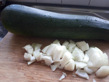 Koude courgettesoep met scampi en een Italiaanse toets 2