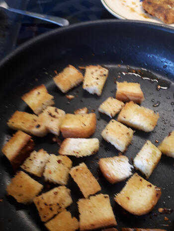 Koude salade met kipfilet, asperges en feta 3