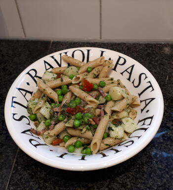 Penne met pesto, asperges en spekjes 3