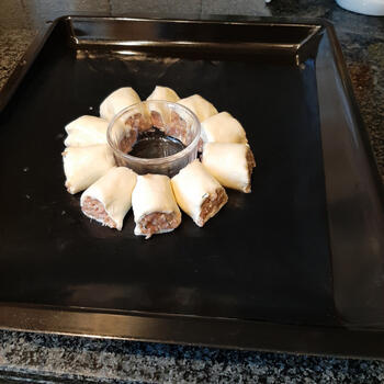 Krans van worstenbroodjes 4