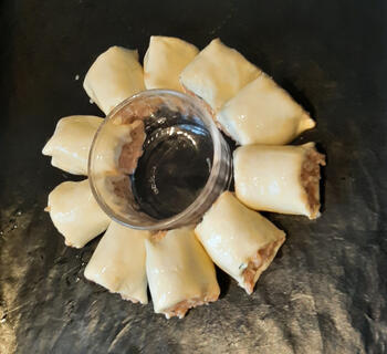 Krans van worstenbroodjes 5