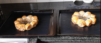 Krans van worstenbroodjes 6