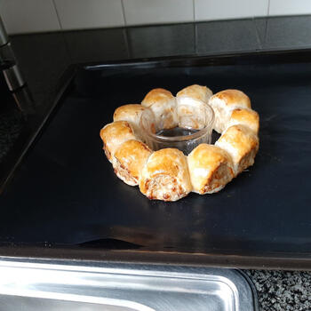 Krans van worstenbroodjes 7