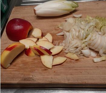 Noedels met witloof en gehaktballen 3