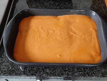 Cannelloni gevuld met vis en gemengde groenten, saus en scampi 10