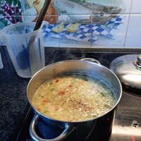 Kippensoep met rode linzen. Turkse soep Kirmizi mercimekli tavuk corbasi 6