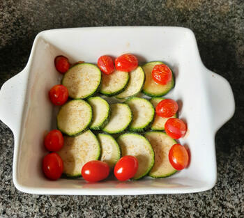 Ovenschotel met kabeljauwfilet, courgette en tomatensaus 2