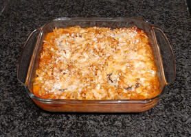 Pasta con melanzane.      Spirelli, aubergines, kruidenkaas, tomatensaus 8