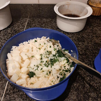 Pok� bowl met scampi en spitskool 6