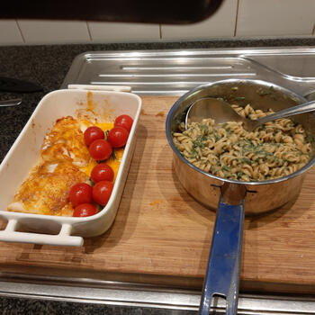 Skrei met prei, spirelli en kerstomaatjes 7