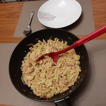 Spirelli carbonara met spruitjes en spekjes 8