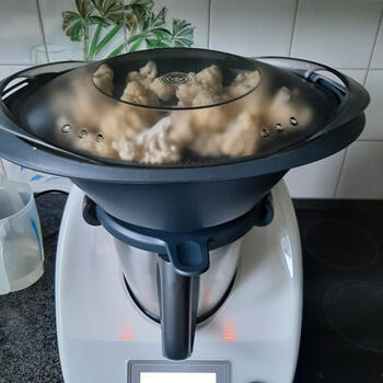 Thermomixrecept: Gegratineerde bloemkool met kaasbloemkoolsaus 4