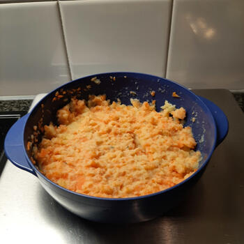 Varkensoesters met blackwellsaus en wortelstamppot 4